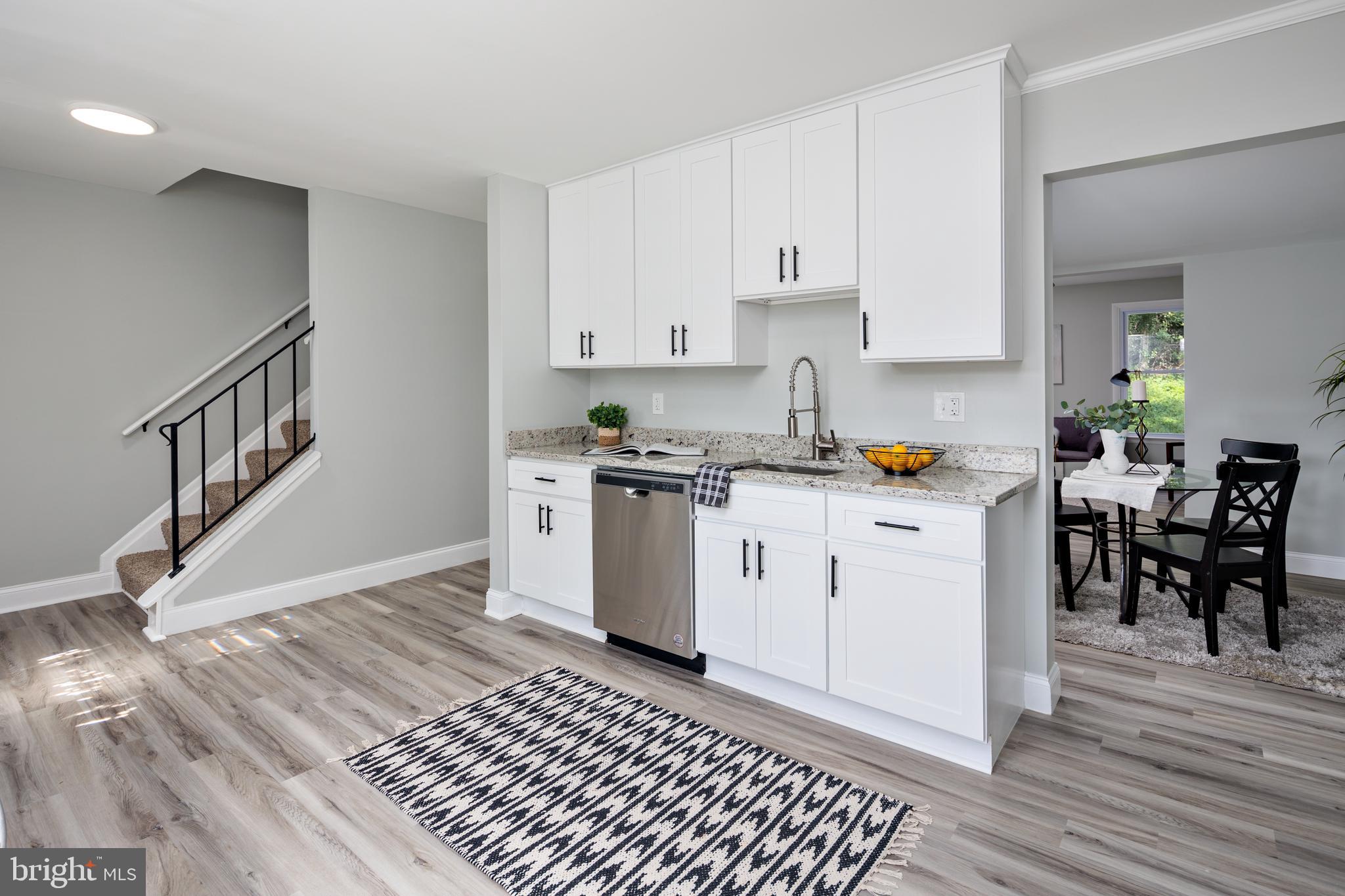 WHISPERING WOODS - Residential