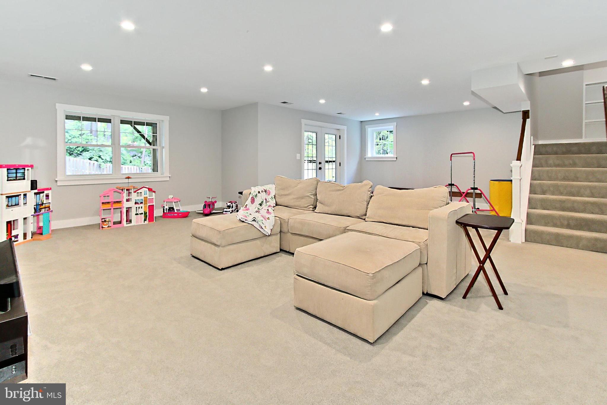 VIRGINIA FOREST - Residential