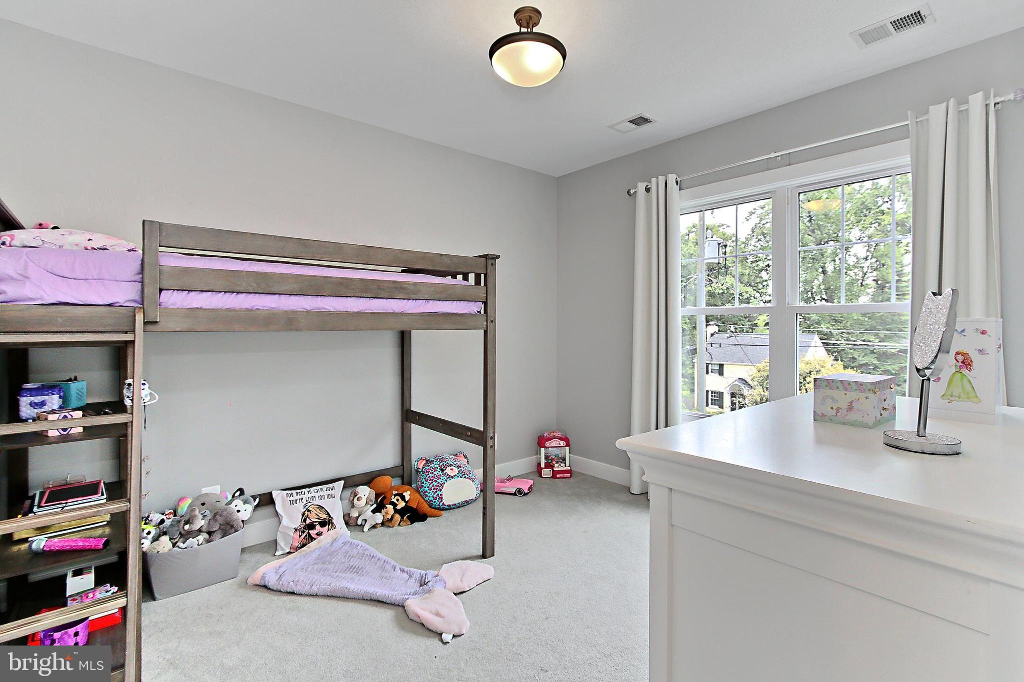 VIRGINIA FOREST - Residential