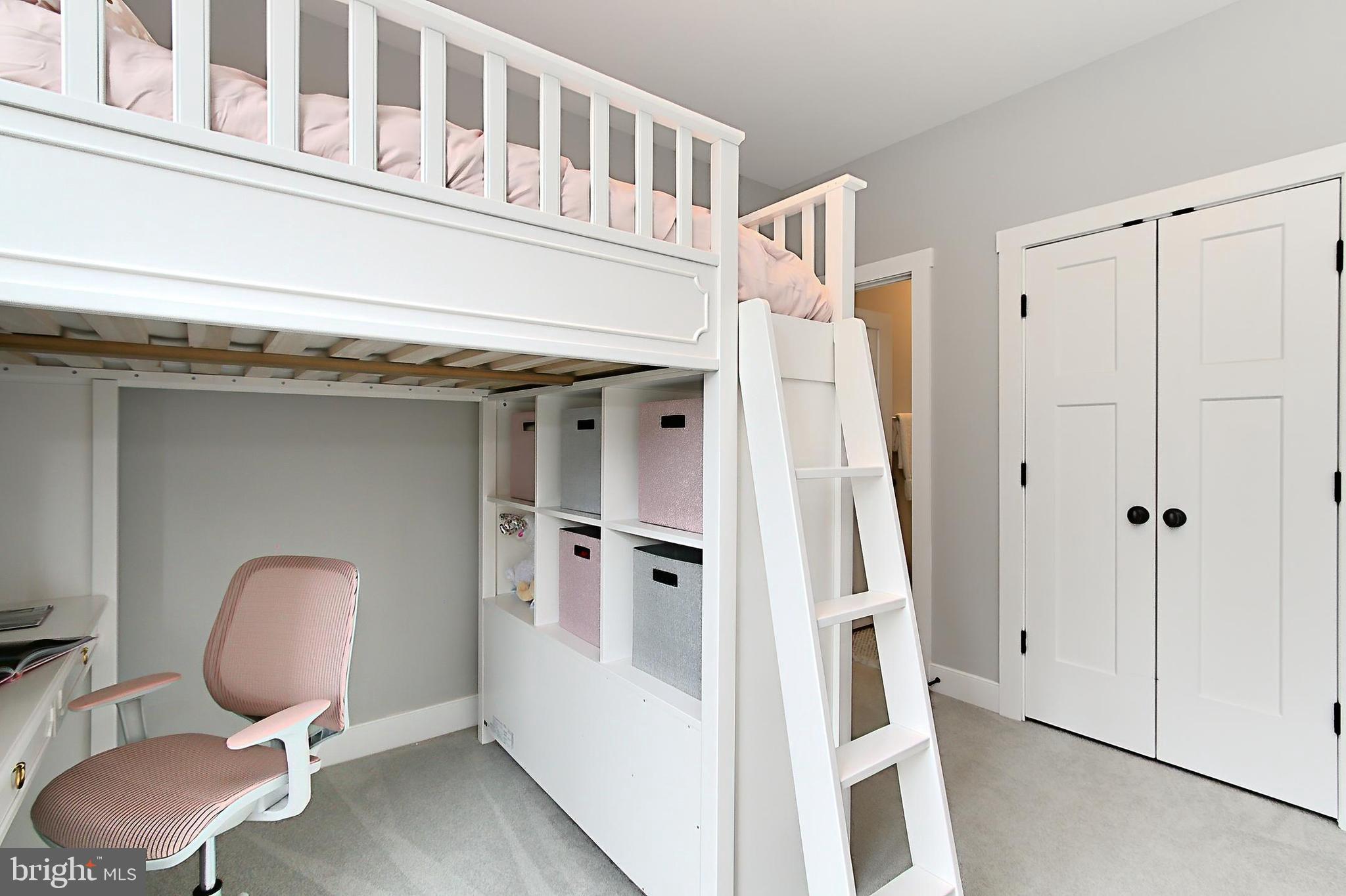 VIRGINIA FOREST - Residential