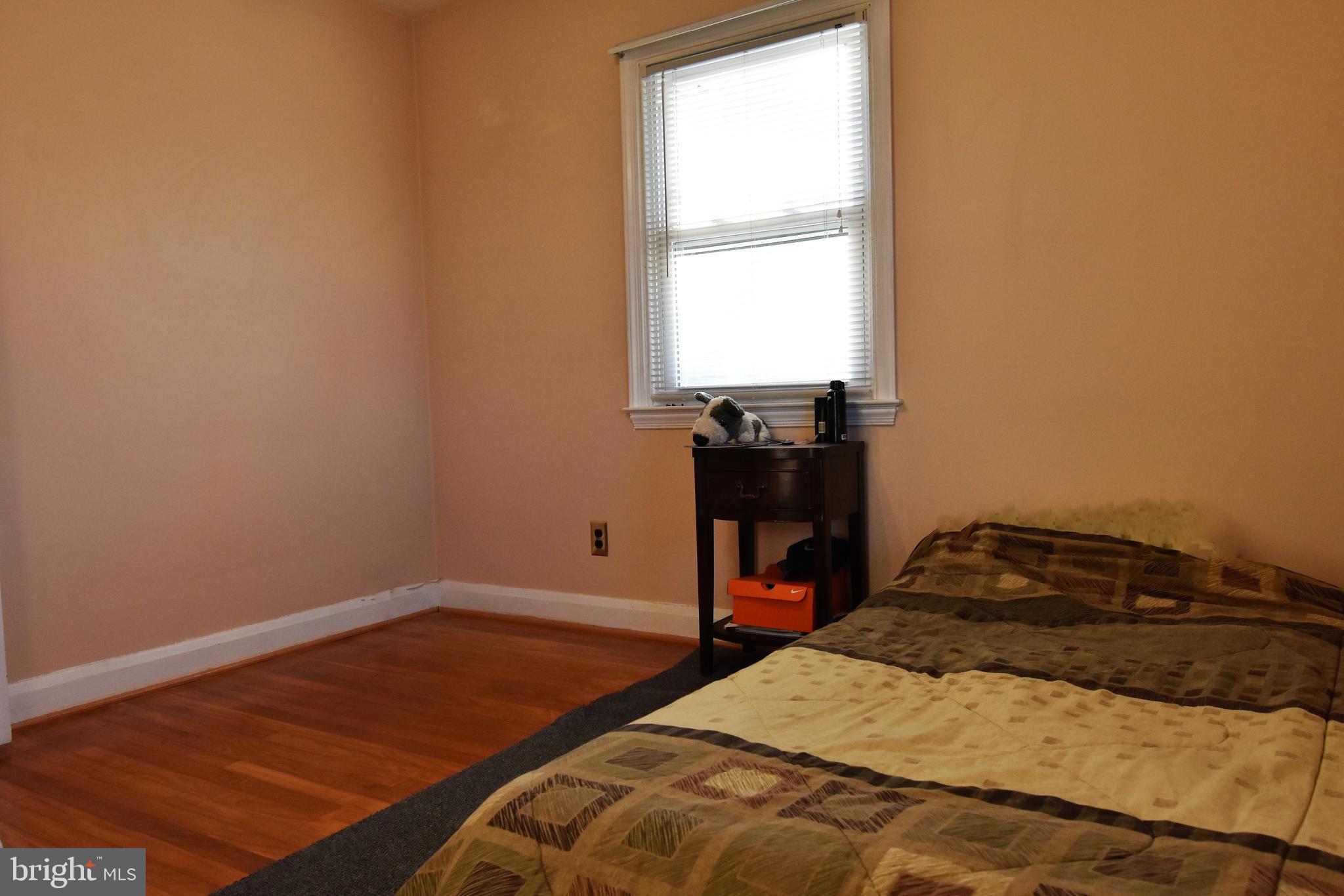 OAKLAND TERRACE - Residential