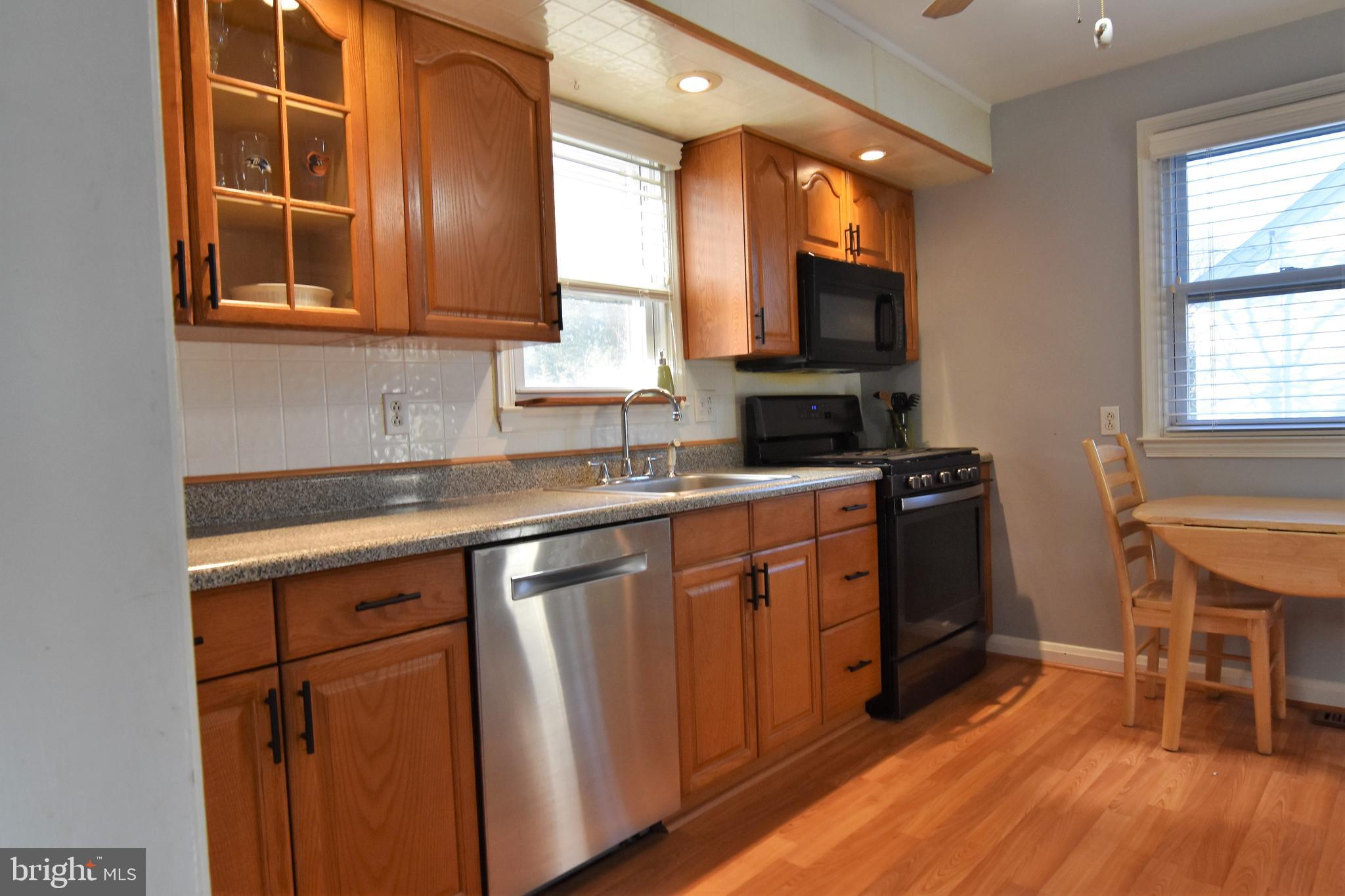 OAKLAND TERRACE - Residential