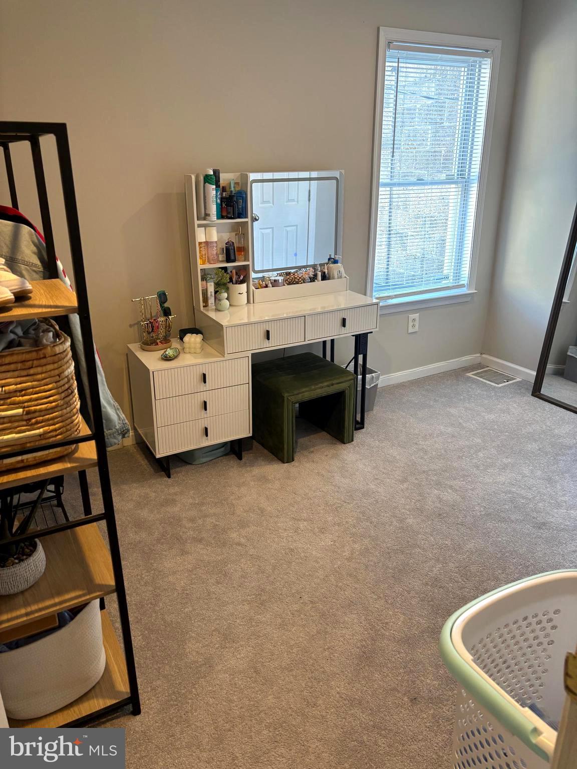 BUTCHERS HILL - Residential Lease