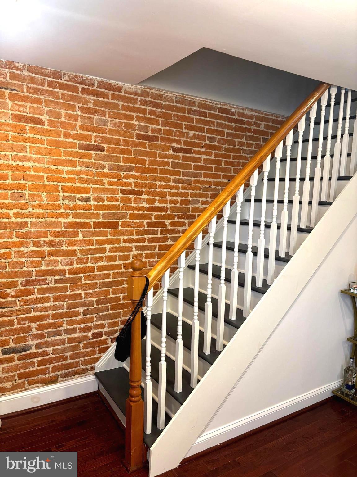 BUTCHERS HILL - Residential Lease