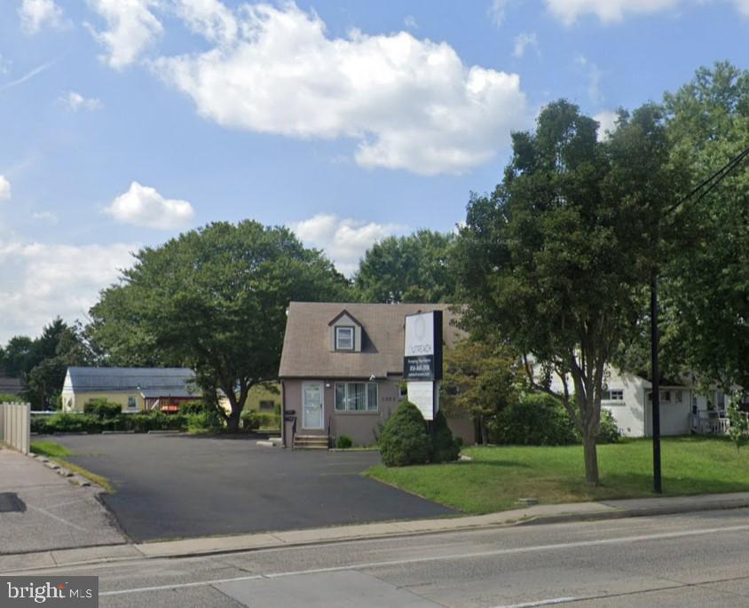 High Exposure! Single Standing Professional Office Building w/large parking lot on one of the highest traffic roads in Buck County. Multi purpose uses galore. Benefit from the rental Apartment on second floor with long term tenant paying $1150 while the first floor commercial space has 4 office rooms and bathroom on first floor and finished basement that has 3 more offices. This location is ready to move in. Easy access to Veterans hwy and I95. Office building is currently outfitted as a Doctors Office. It consists of first floor; front reception office w/waiting room (14x13), back office (8x13), side front office (9x13) and back office (10x10) and 1 bathroom. Upstairs consists of a 1 Bed Room Apartment with a custom kitchen and full bathroom with an outside large second floor deck. The commercial space is ideal for Insurance office, Real Estate, Dental, Doctors, Chiropractic outfitted, Lawyers, Veterinarian Business, Accounting, Beauty Salon, Tanning Spa, perfect size for any small business.
The initial rent is $2,250 and will increase on a pre-determined schedule over the lease term.
Note: Tenant may choose to add egress to the finished basement floor.
The seller is a licensed PA Real Estate Sales Person