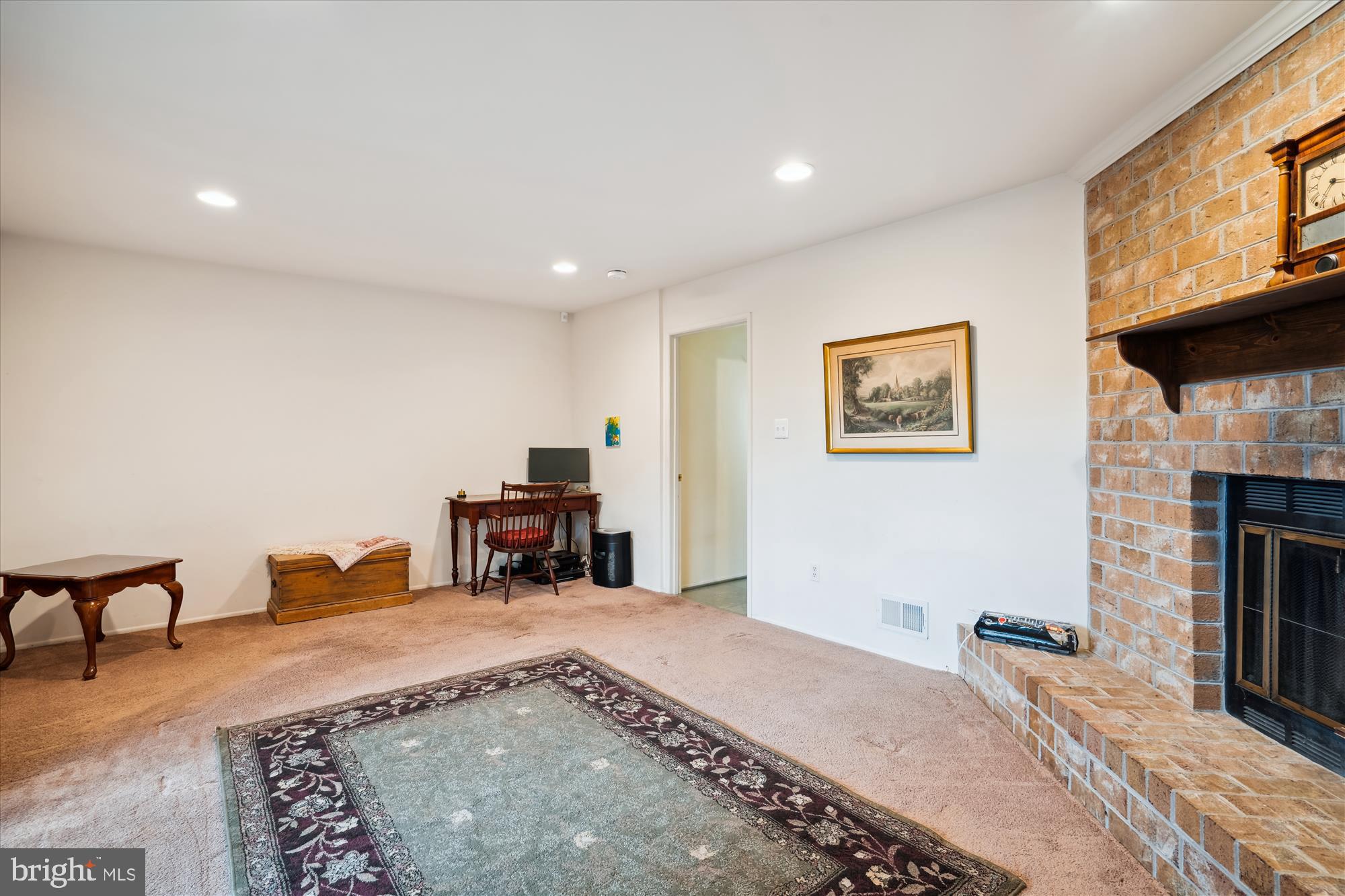 SPRING BREEZE - Residential