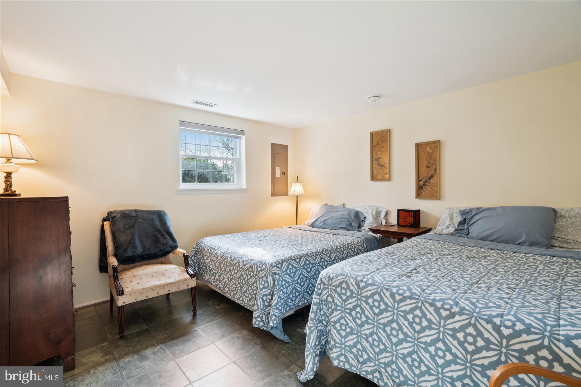 SPRING BREEZE - Residential