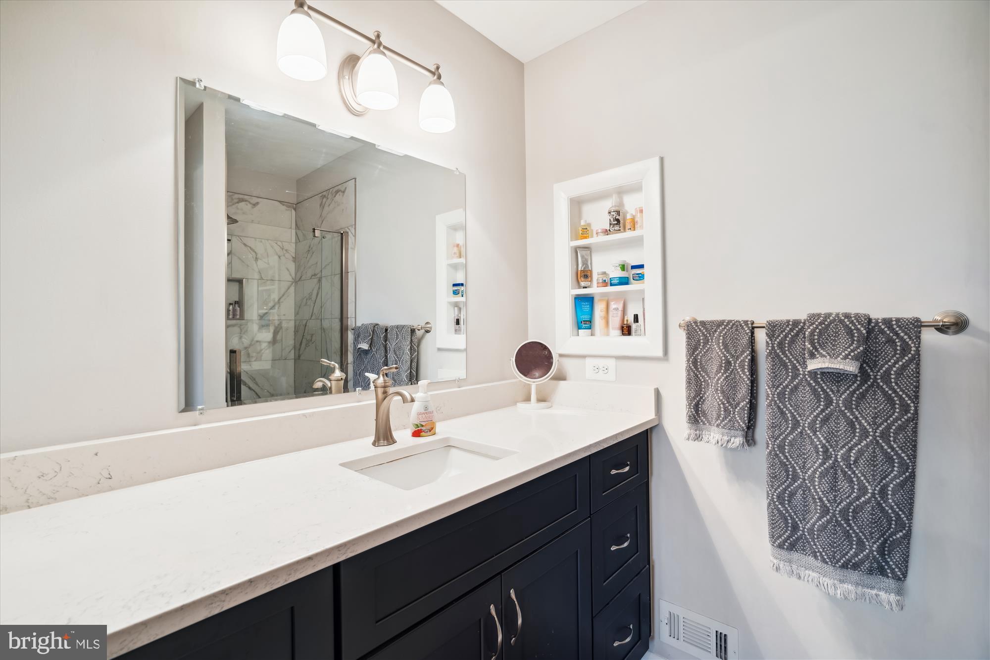 SPRING BREEZE - Residential