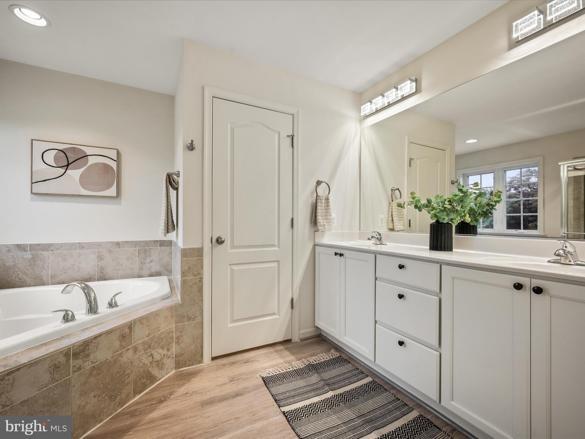 ASPEN GREENS - Residential