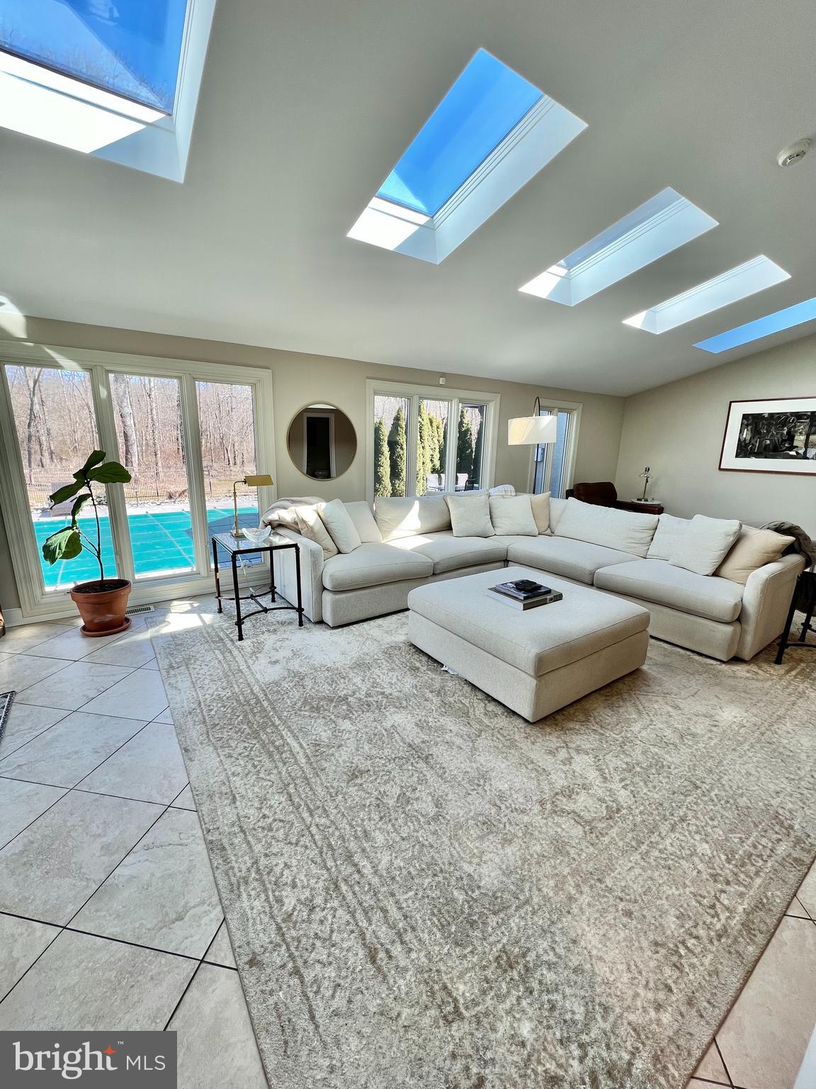 QUAIL CALL - Residential