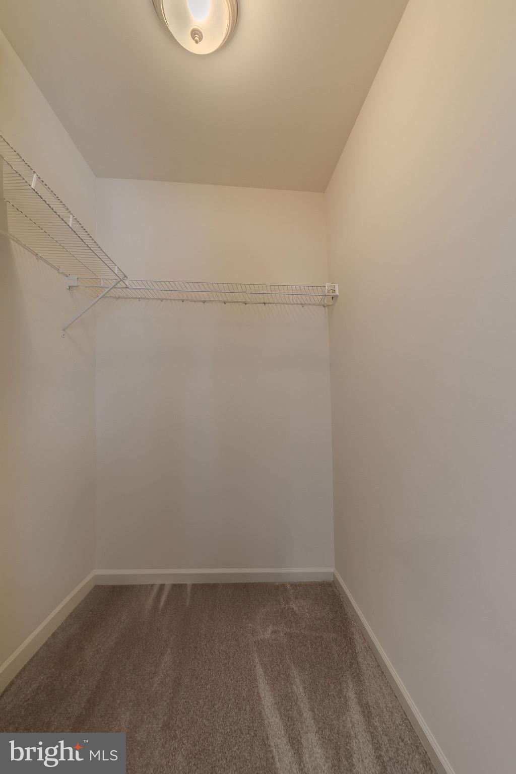 WHISPERING PINES - Residential