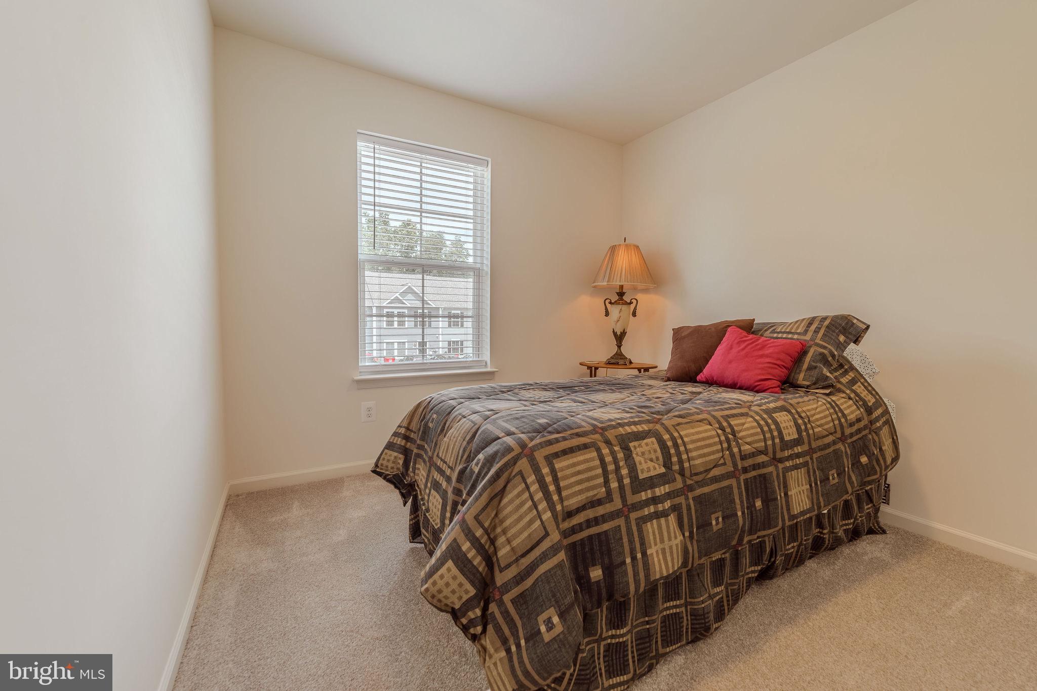 WHISPERING PINES - Residential