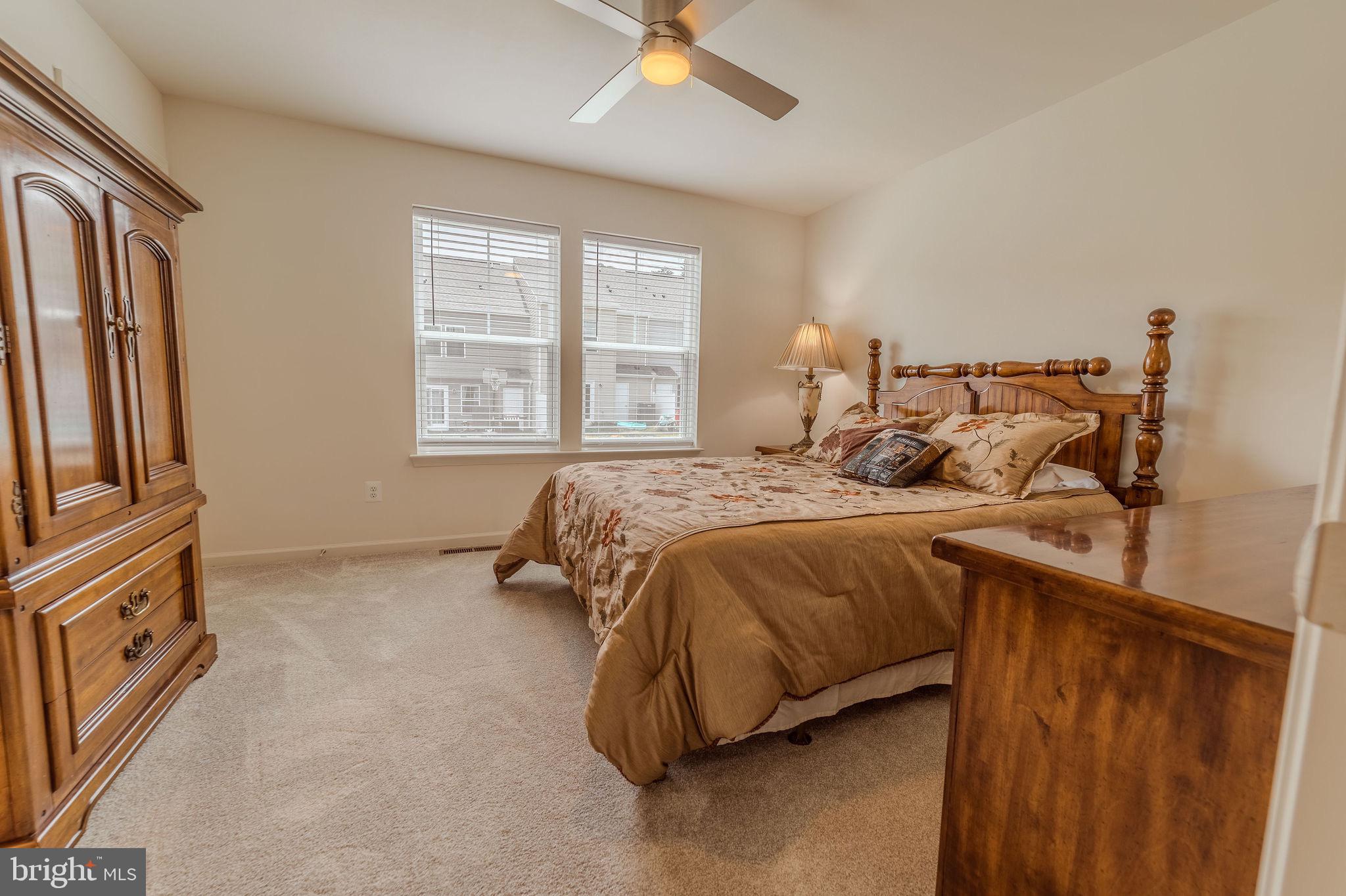 WHISPERING PINES - Residential