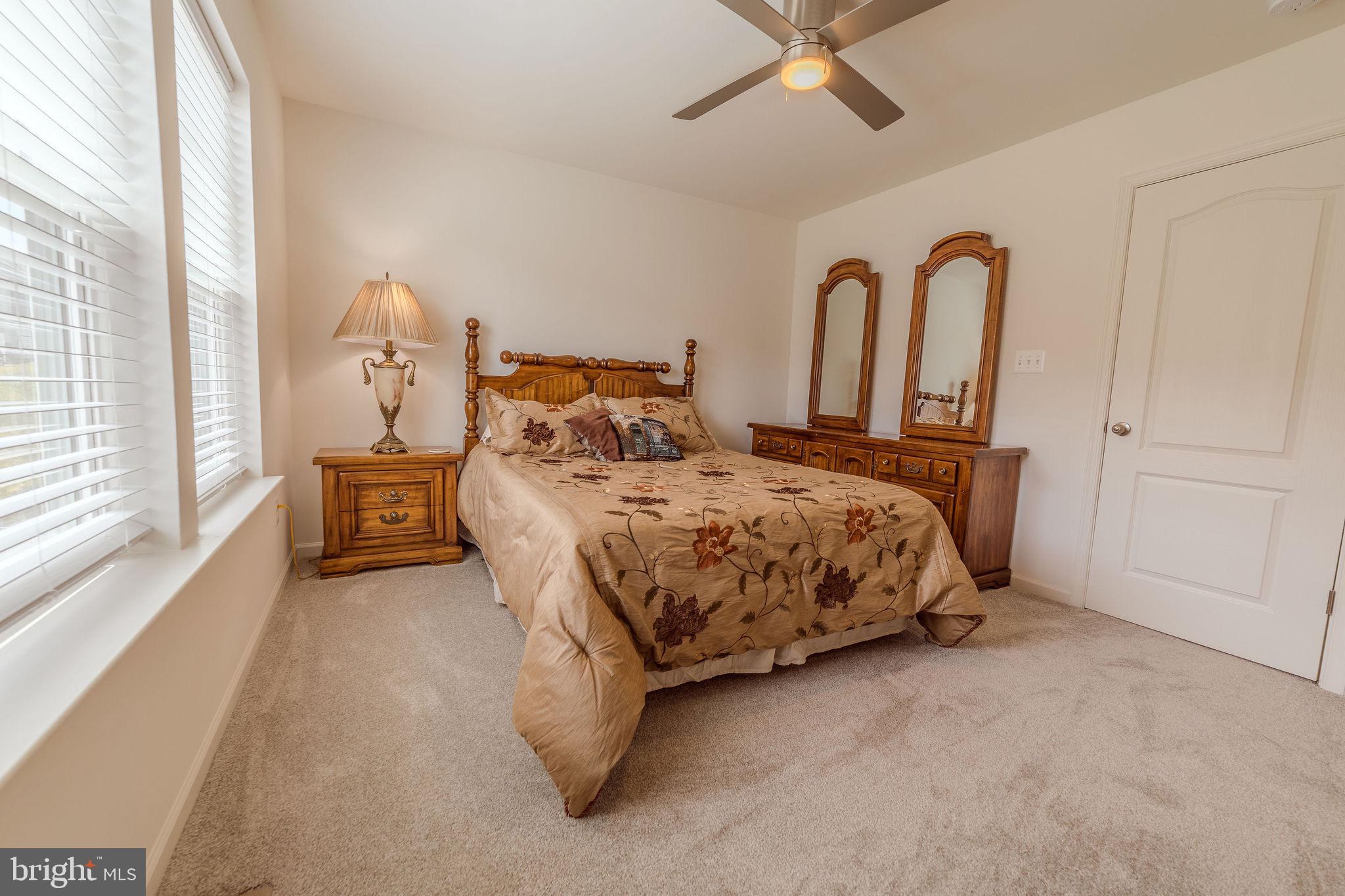 WHISPERING PINES - Residential