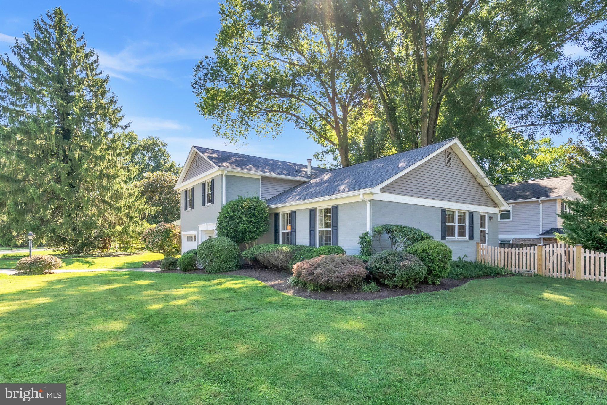 8710 YARMOUTH COURT