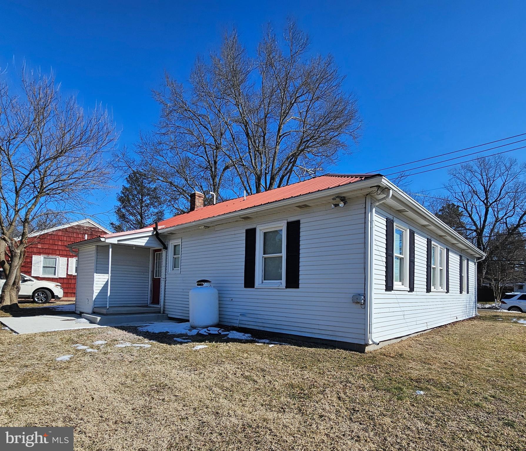 801 N WASHINGTON STREET