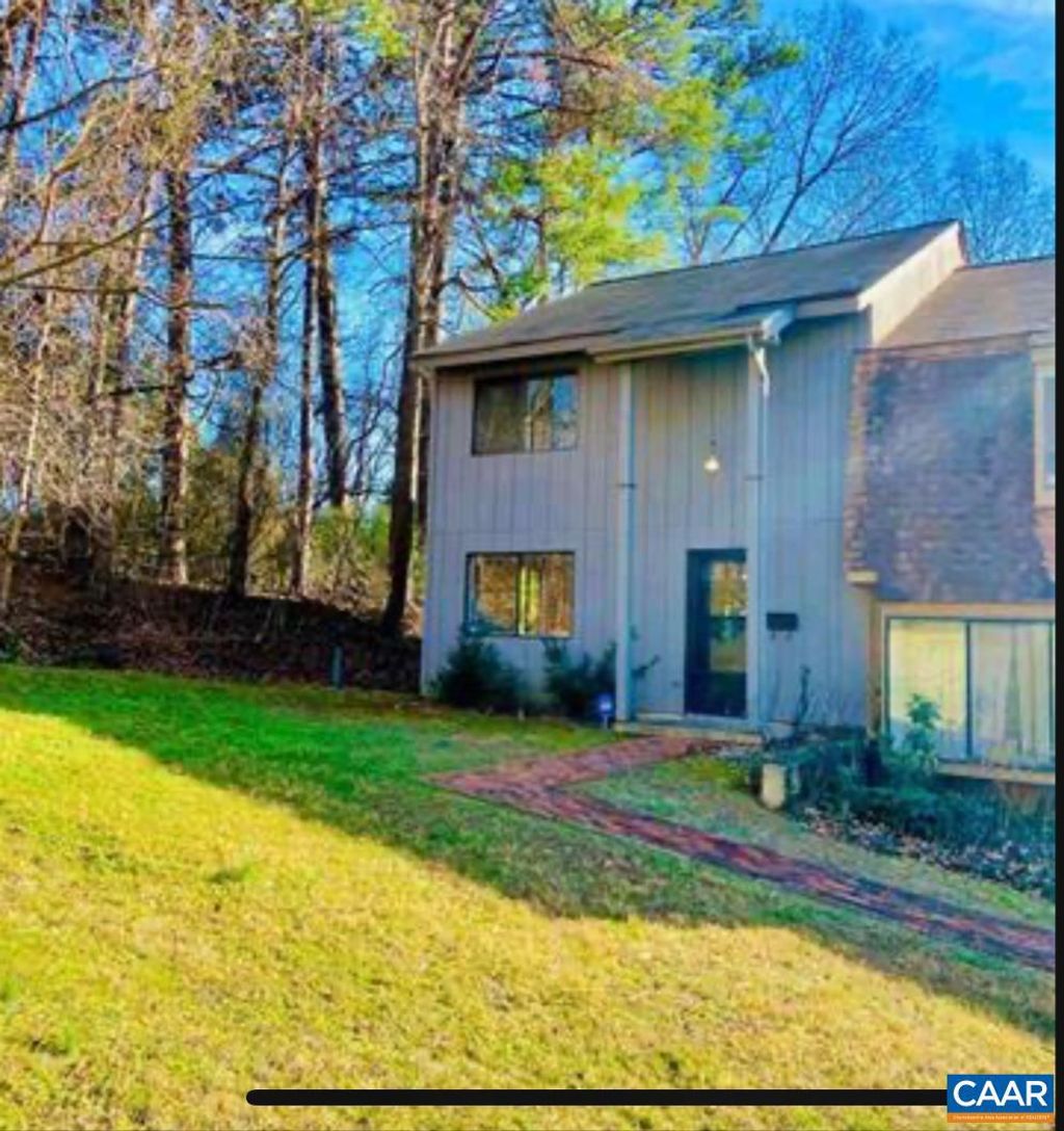 Photo of 26 Woodlake Dr, CHARLOTTESVILLE, VA 22901 (MLS # 670226)