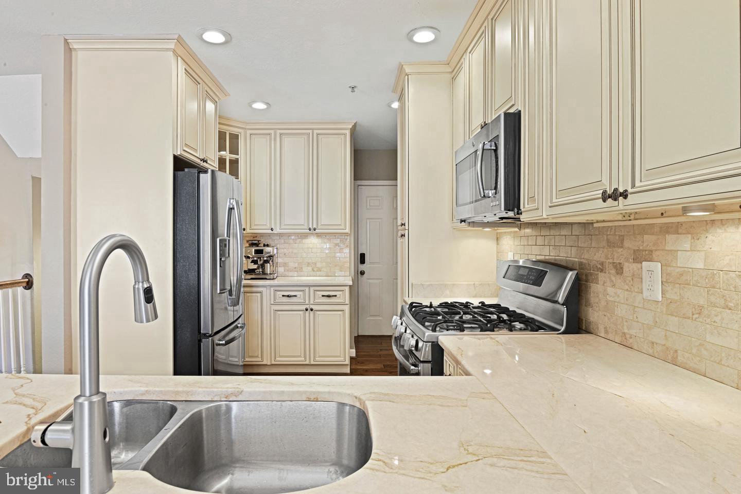 12908 FAIR BRIAR LANE
