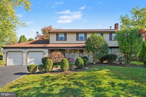 Photo of 329 Fairhill Drive, SOUTHAMPTON, PA 18966 (MLS # PABU2133704)