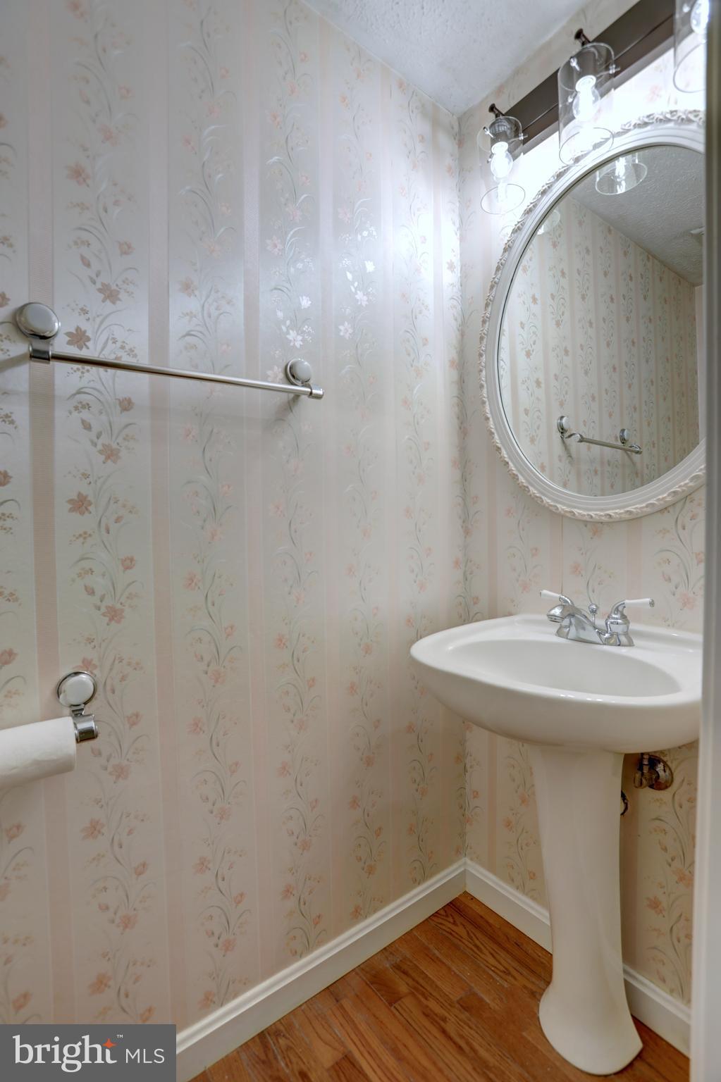 NEWINGTON STATION - Residential