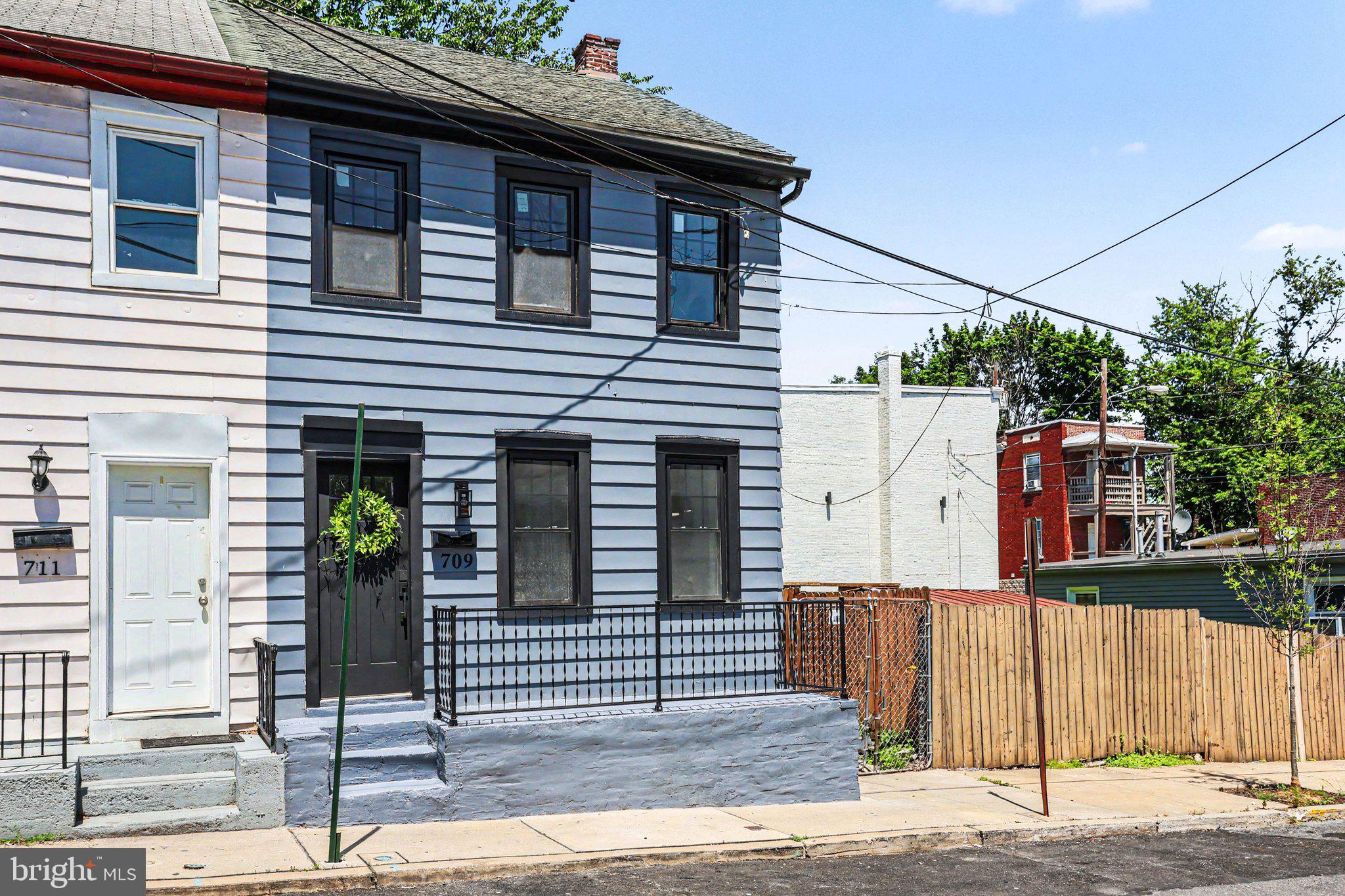 709 SAINT JOSEPH STREET