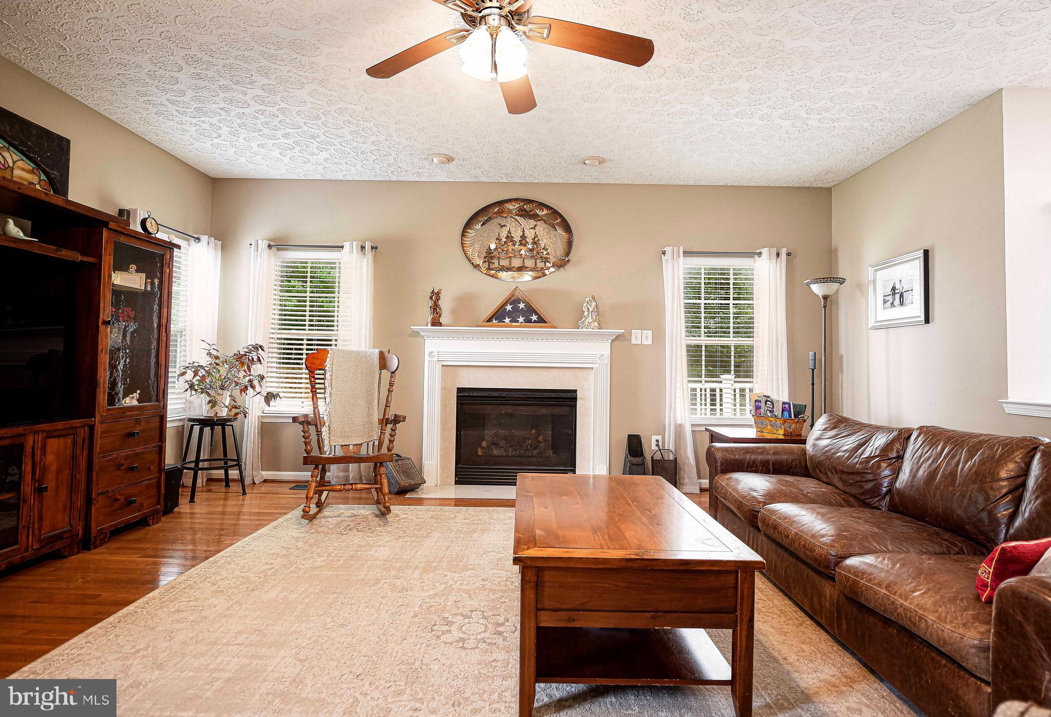 569 WINDSONG DRIVE