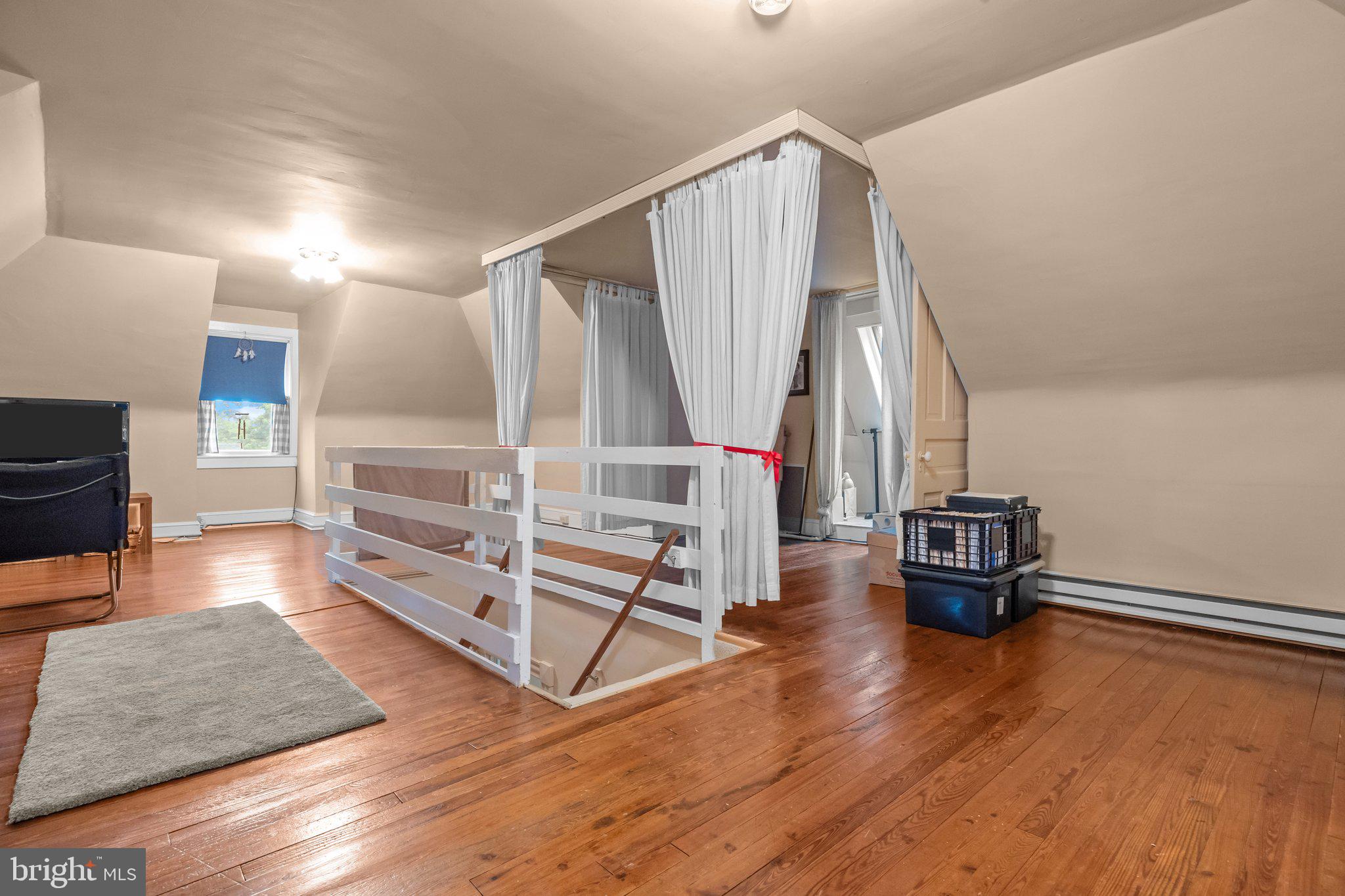 LANGHORNE CREST - Residential