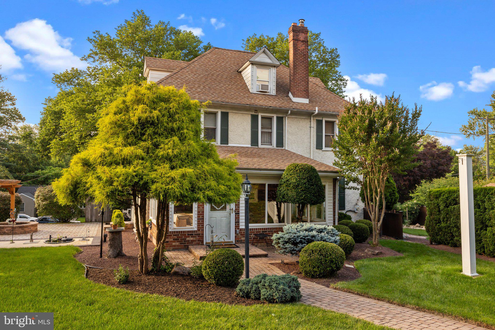 LANGHORNE CREST - Residential