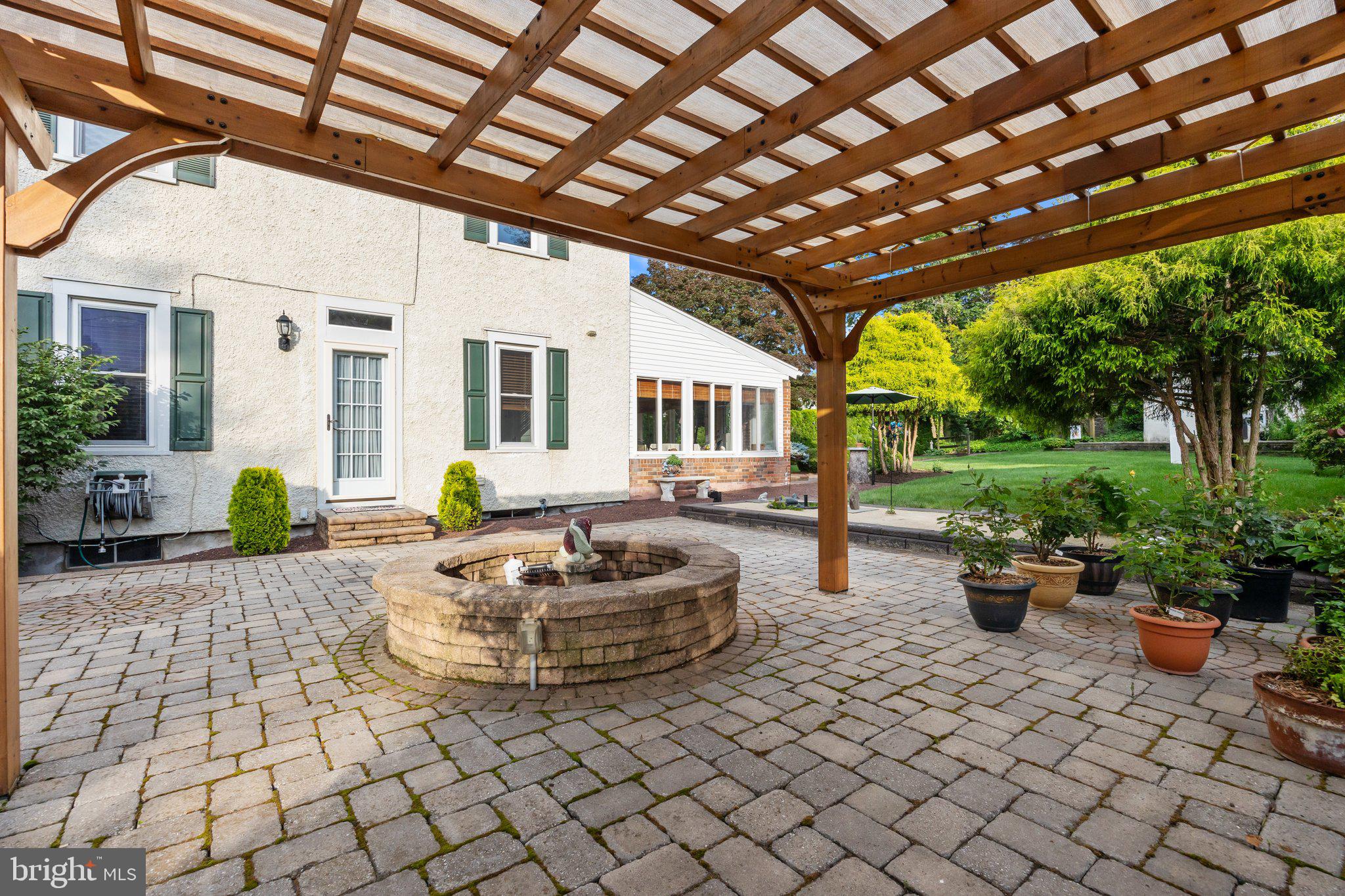 LANGHORNE CREST - Residential