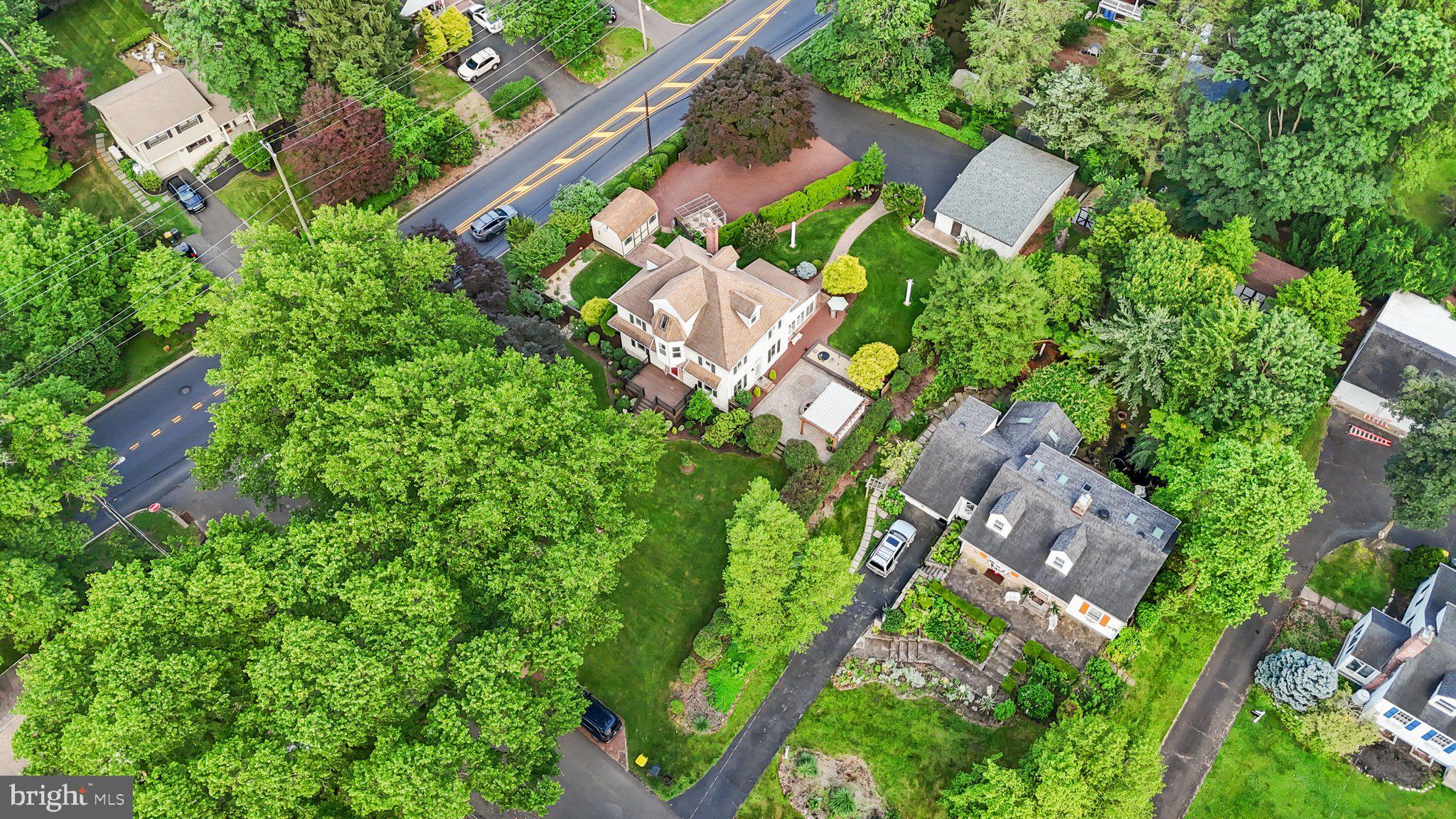 LANGHORNE CREST - Residential