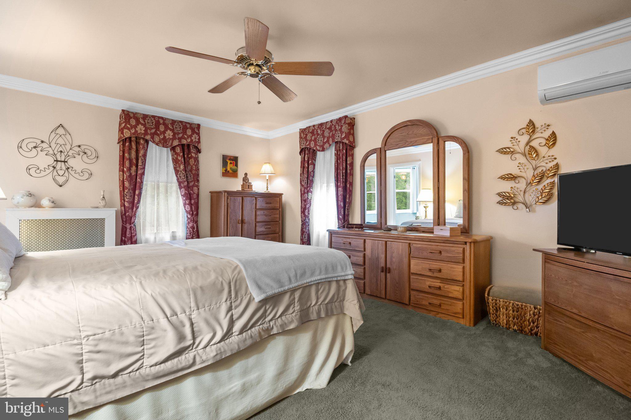 LANGHORNE CREST - Residential