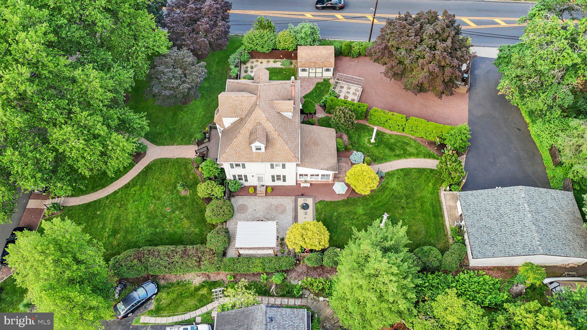 LANGHORNE CREST - Residential