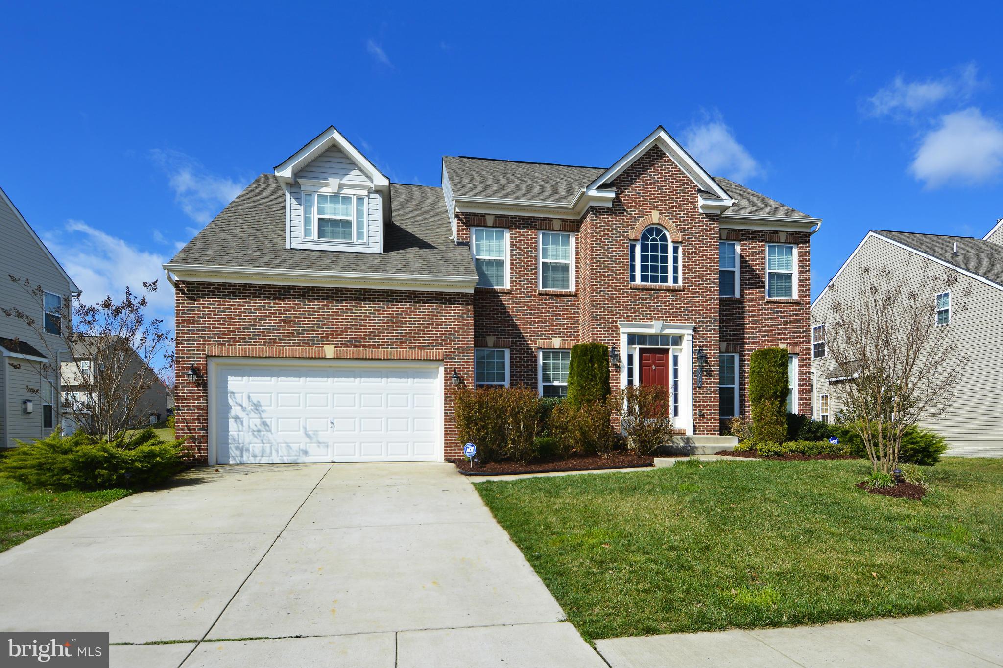 EQUESTRIAN ESTATES - Residential