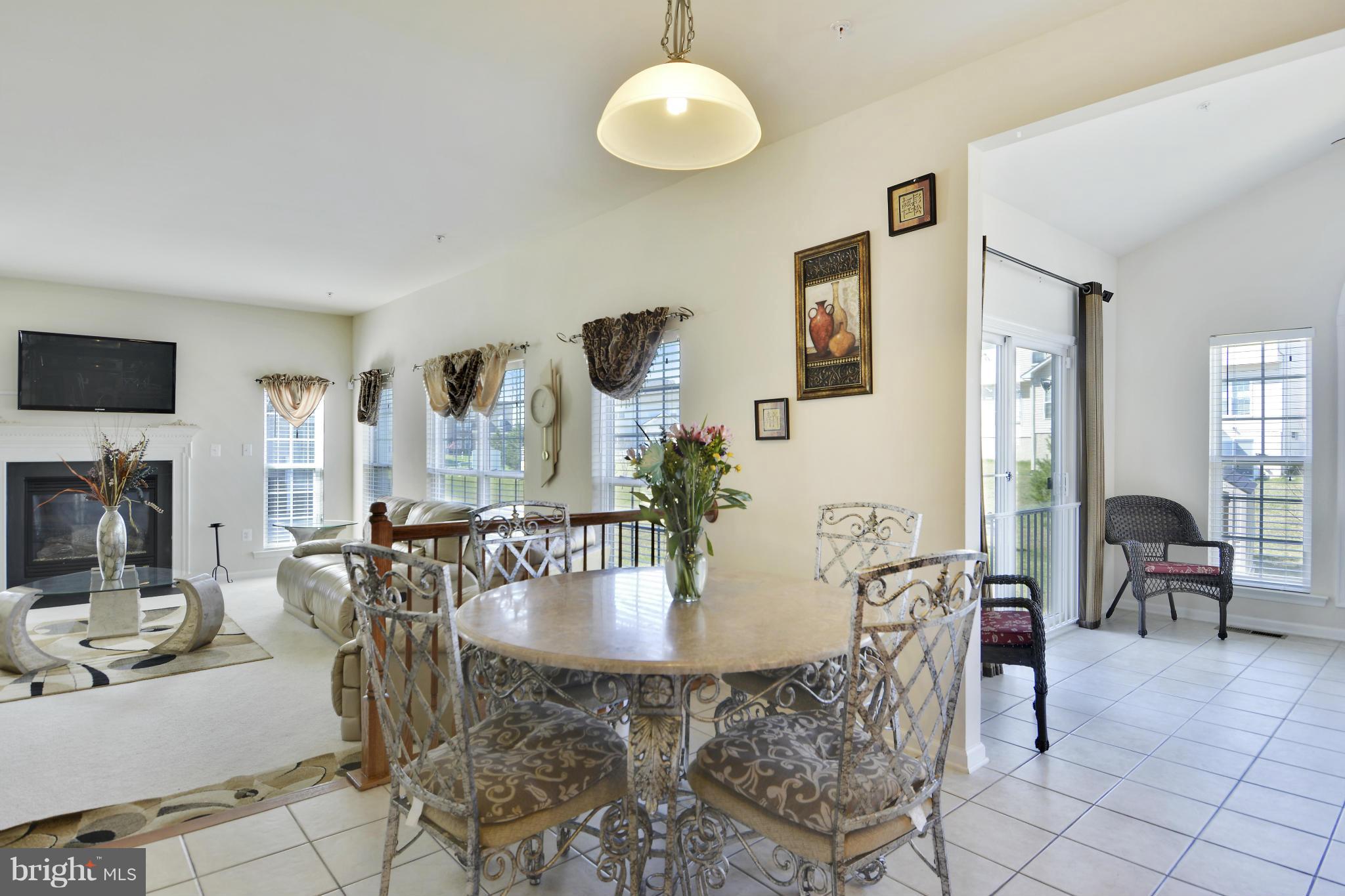 EQUESTRIAN ESTATES - Residential