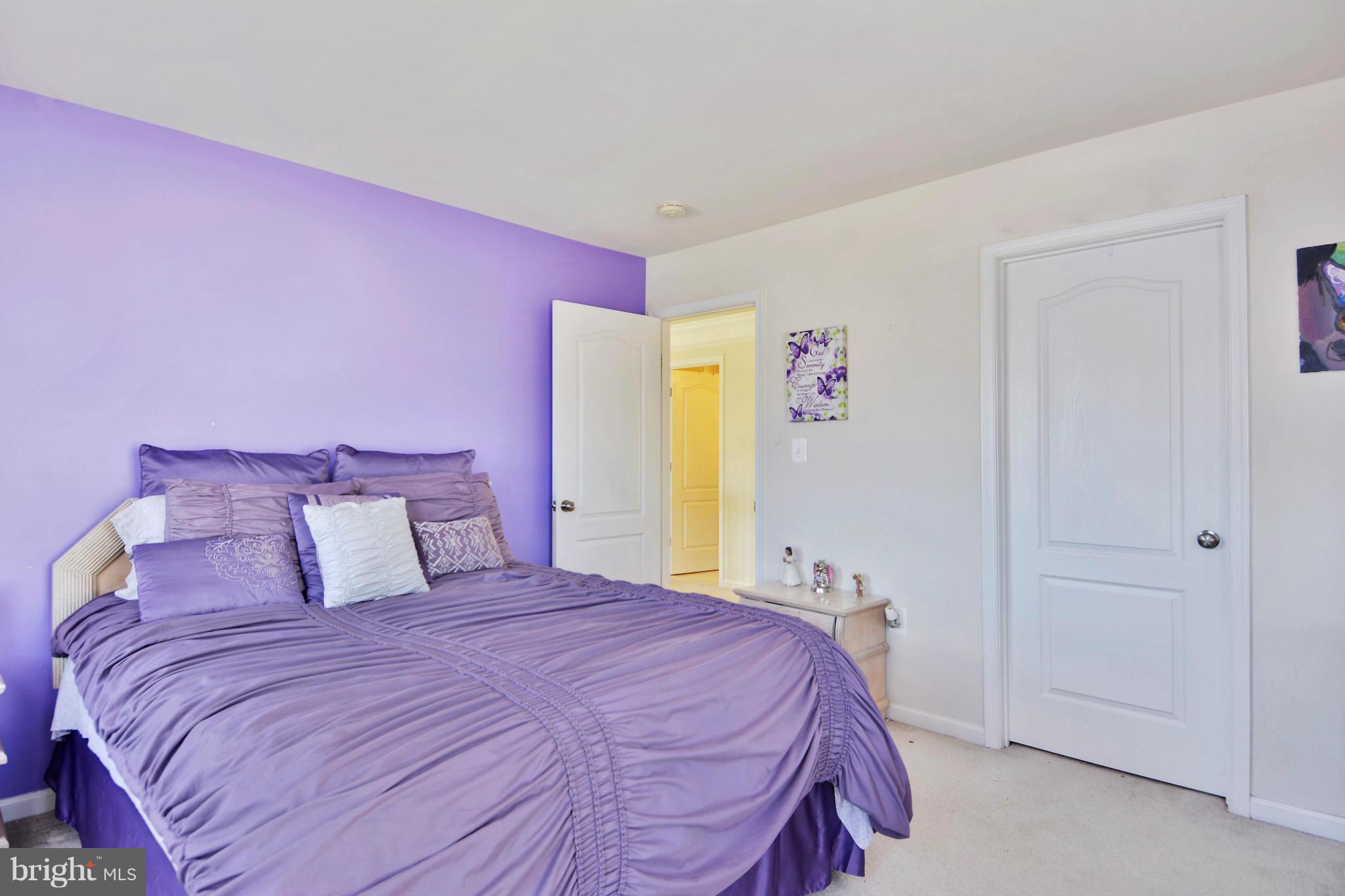 EQUESTRIAN ESTATES - Residential