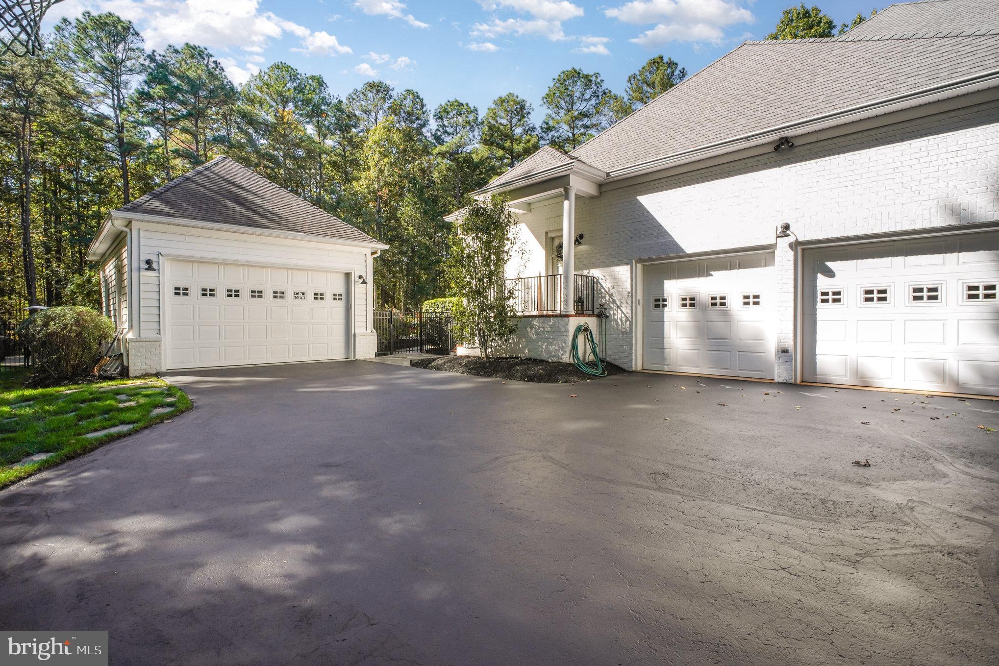 FAWN LAKE - Residential