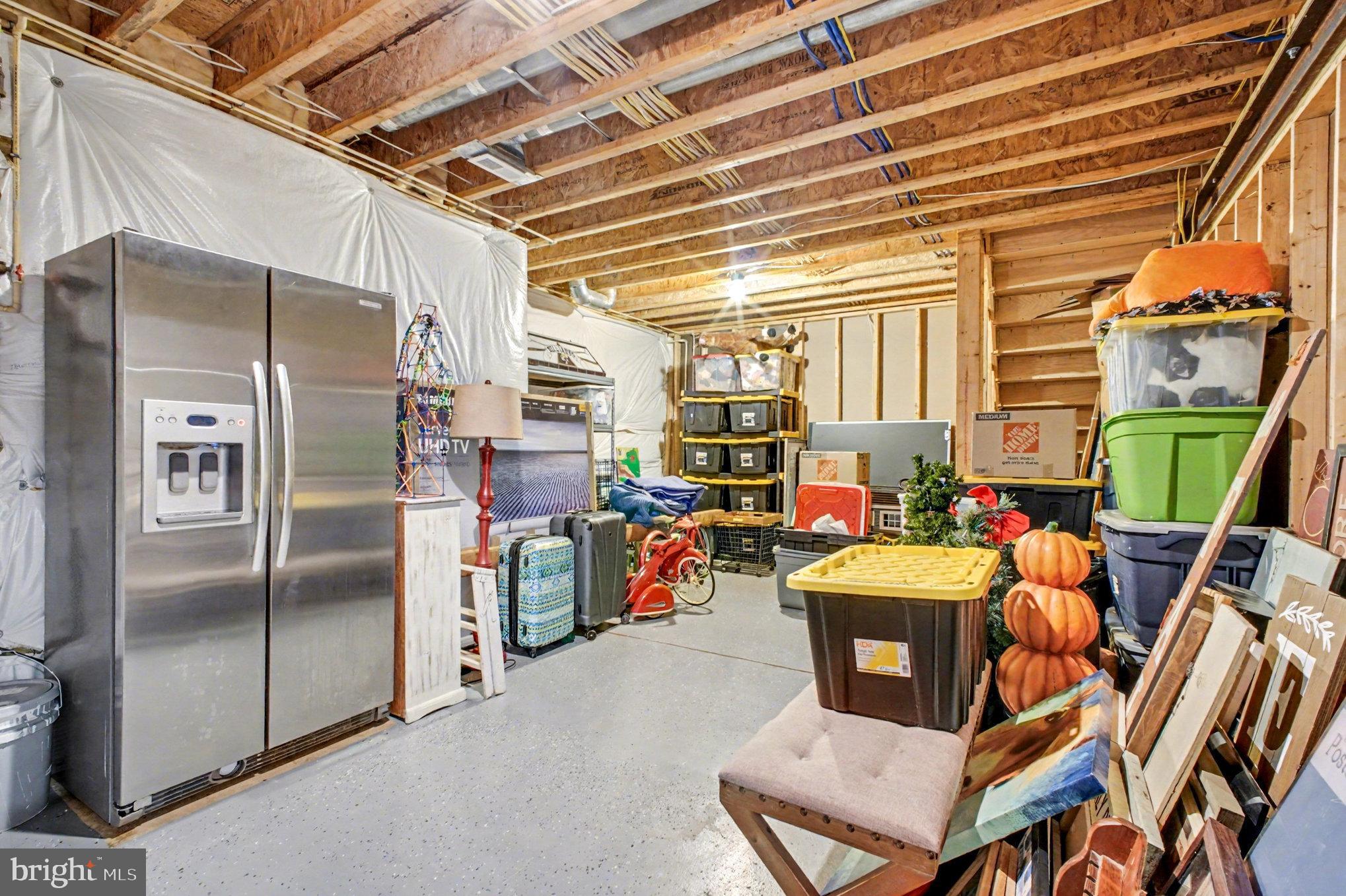 FAWN LAKE - Residential