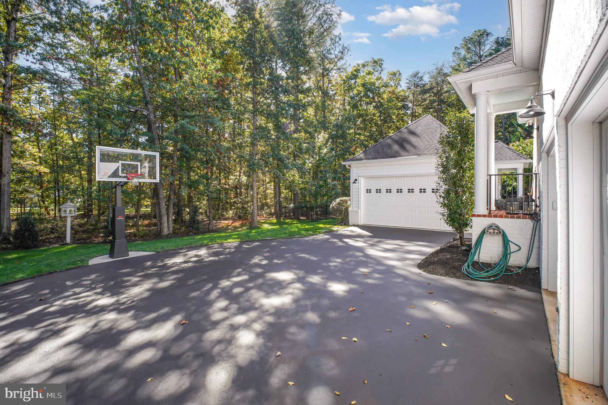 FAWN LAKE - Residential