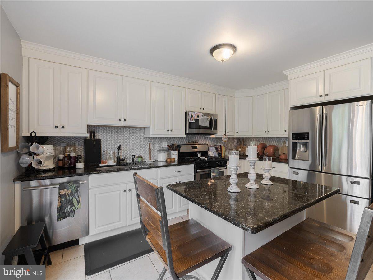 GWYNEDALE - Residential