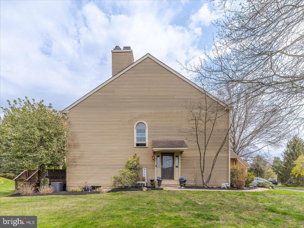 1132 KEATS COURT