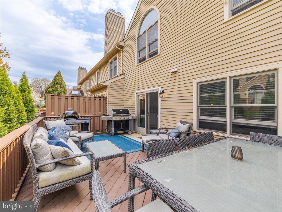 1132 KEATS COURT