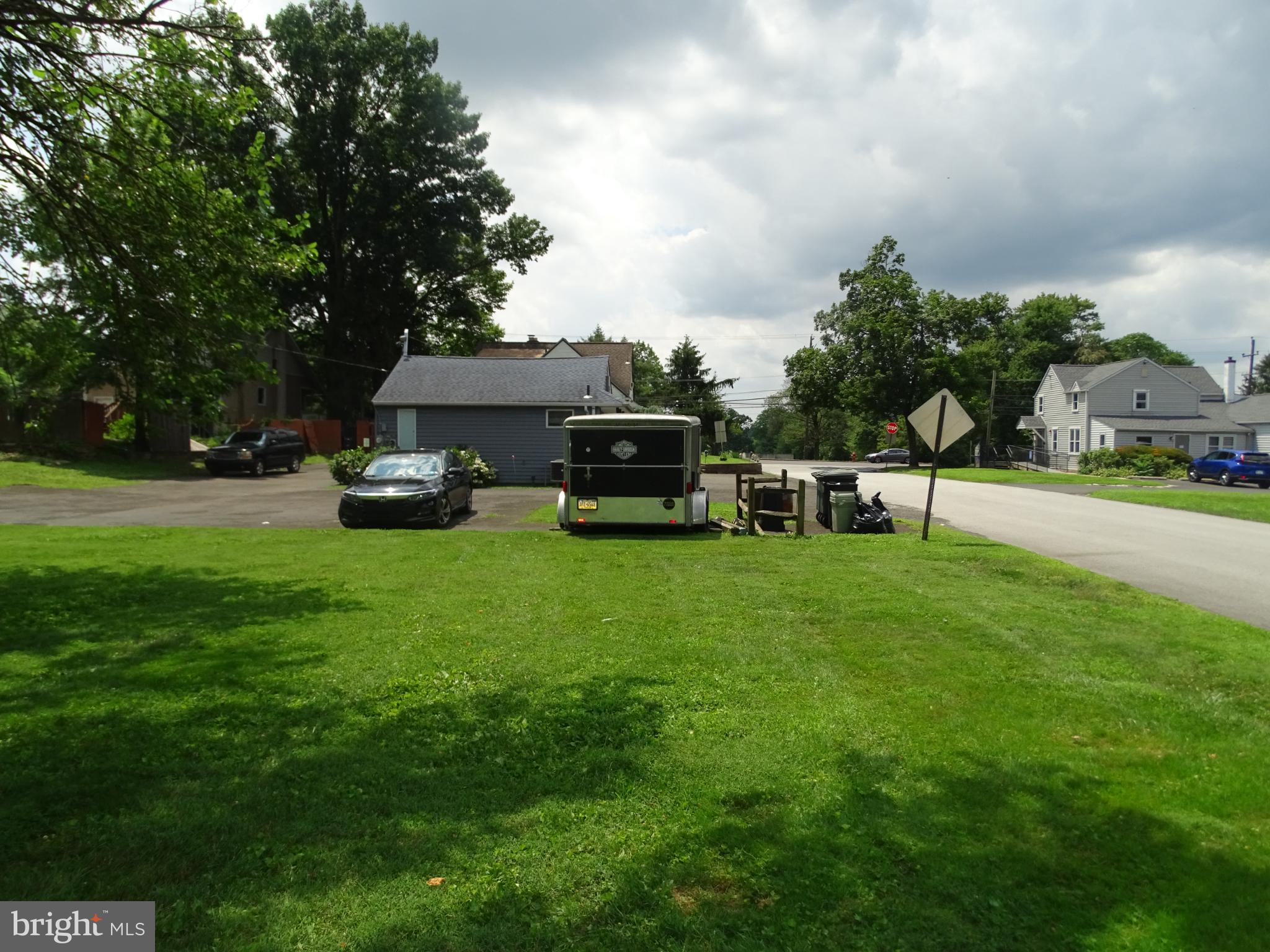 FEASTERVILLE HGTS - Commercial Sale