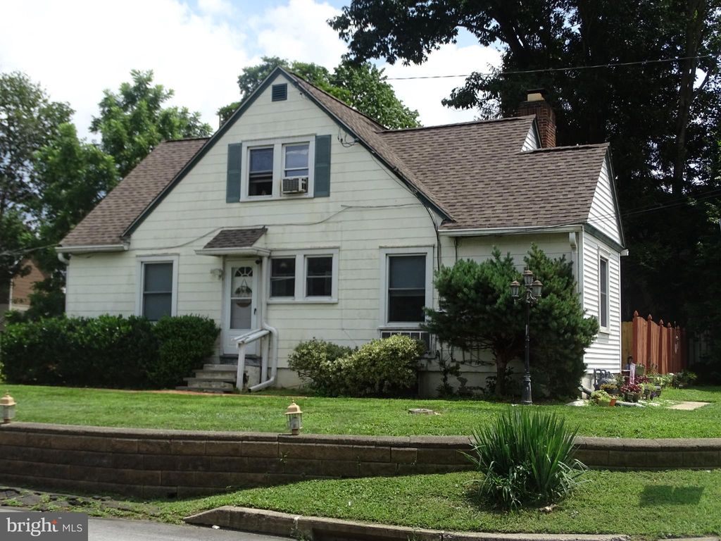 Photo of 131 W Street Road W, FEASTERVILLE TREVOSE, PA 19053 (MLS # PABU2101744)