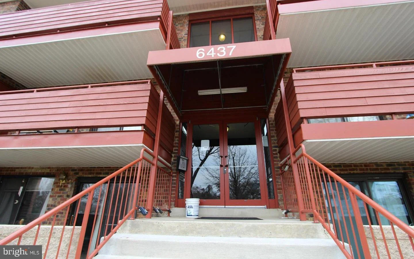 6437 Richmond Highway Unit 301, Alexandria, VA 22306