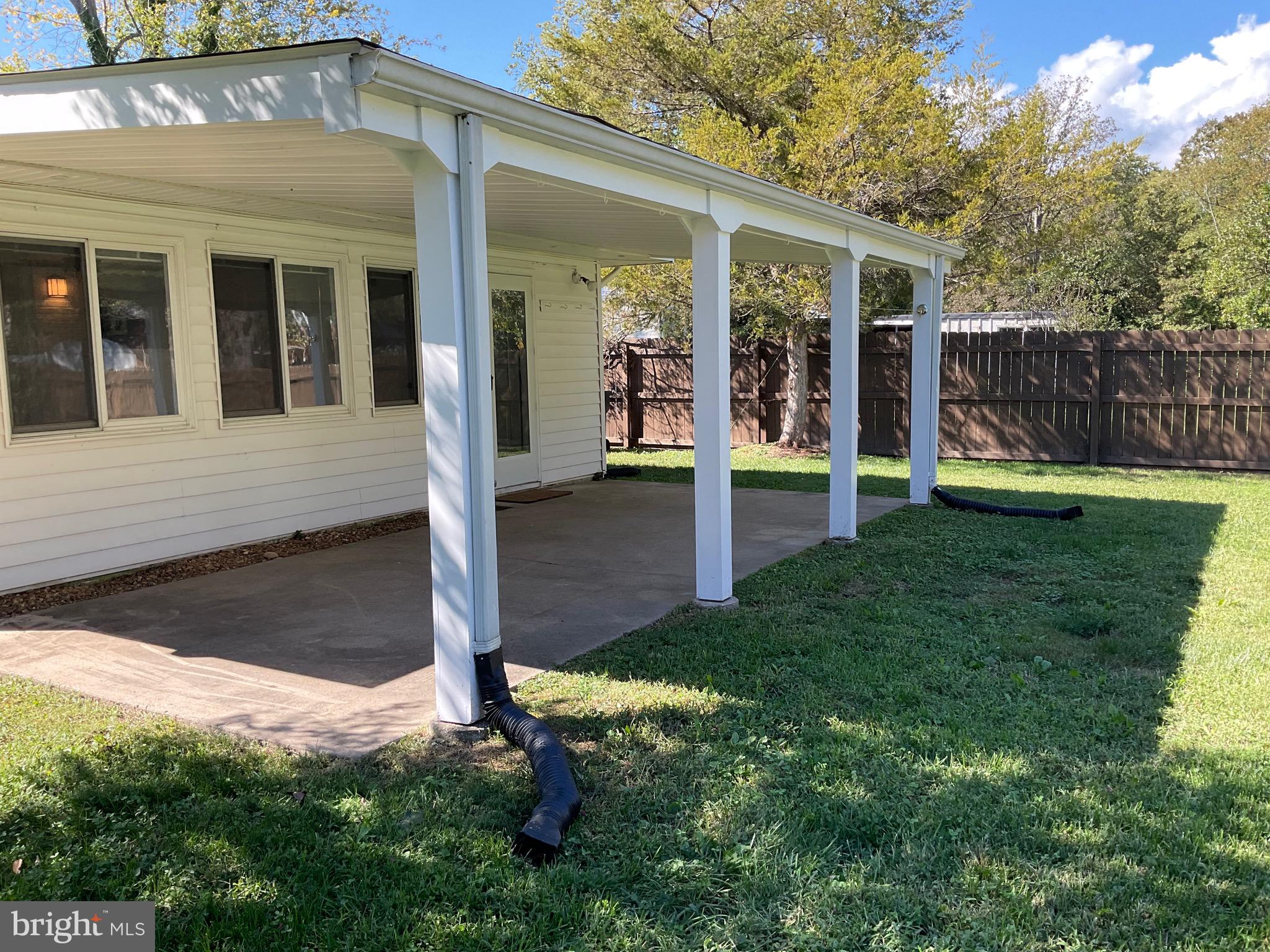 HOLLIN HALL VILLAGE - Residential Lease