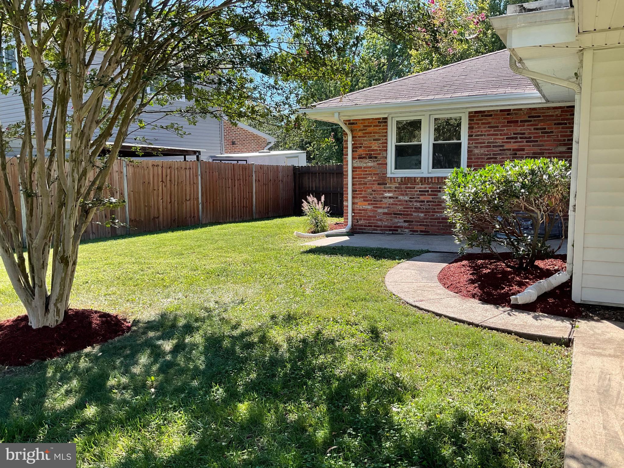 HOLLIN HALL VILLAGE - Residential Lease