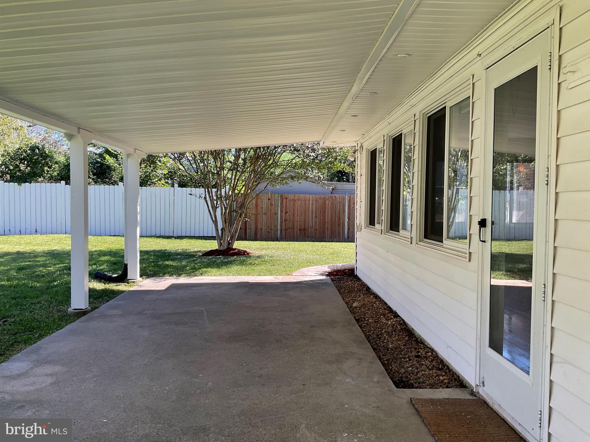 HOLLIN HALL VILLAGE - Residential Lease