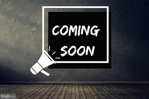 27 12TH W FRONT ROYAL VA 22630