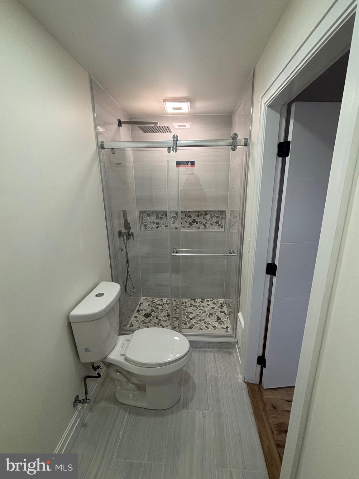 READING - Residential Lease