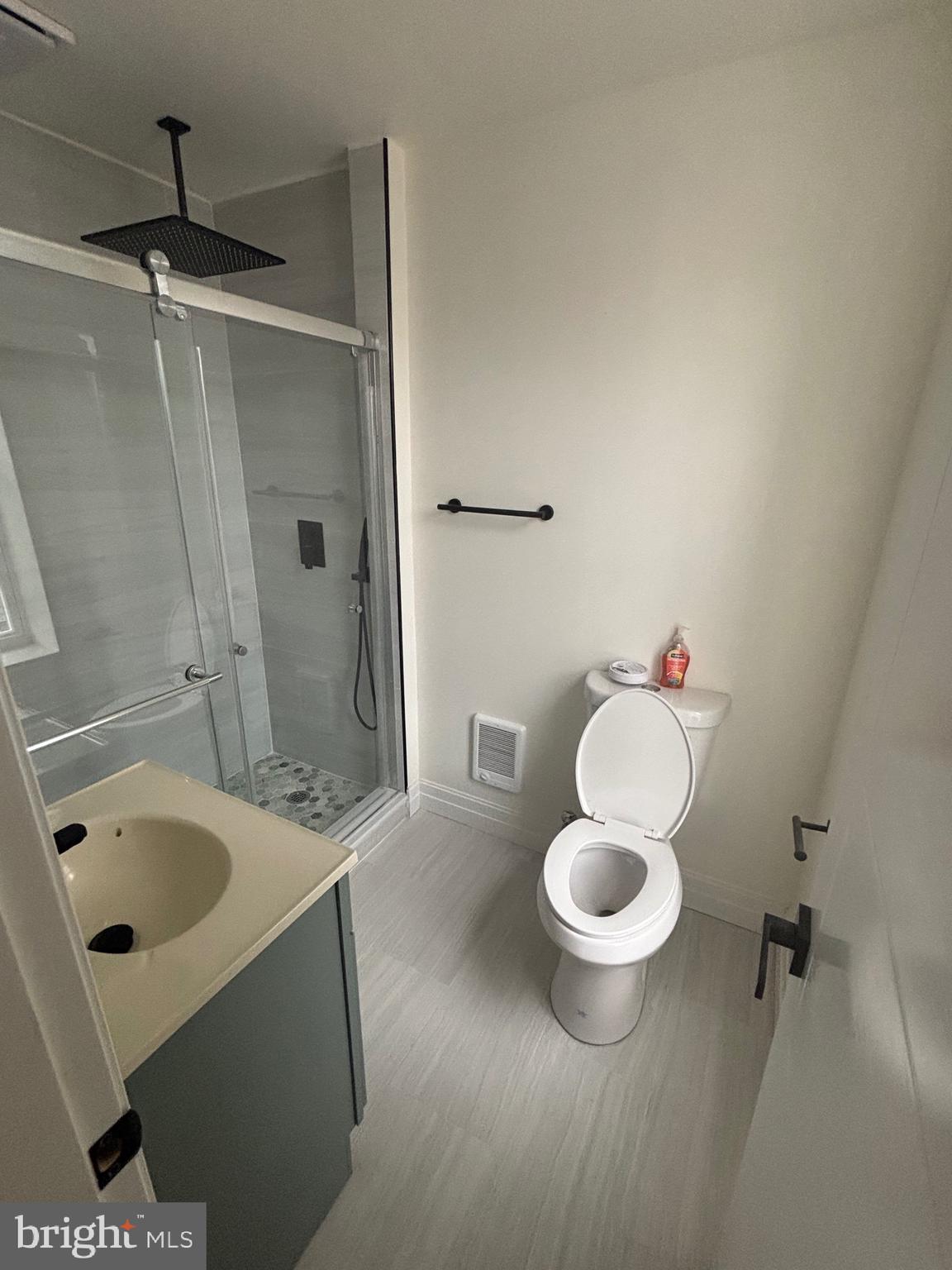 READING - Residential Lease